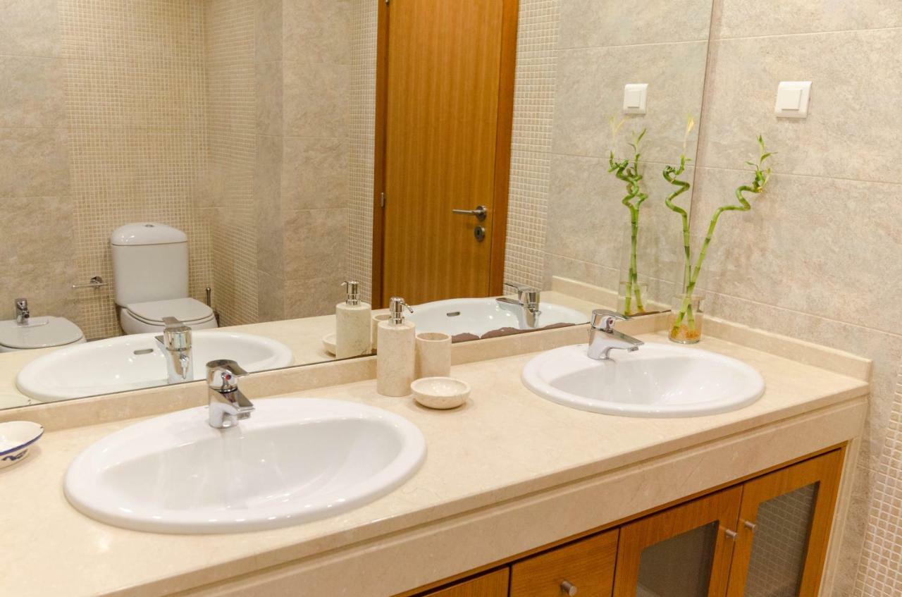 Joivy Graca Luminous 2-Br Apartment With Terrace Lisboa Eksteriør bilde